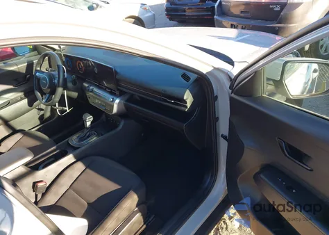 2024 Hyundai Kona Sel z USA, uszkodzony, nr VIN KM8HBCAB0RU104648